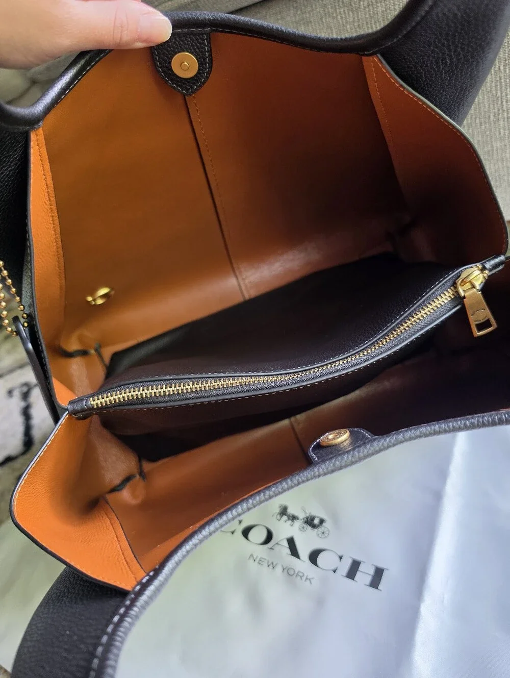 Coach Lana Shoulder Bag Black - Picture 12 of 14